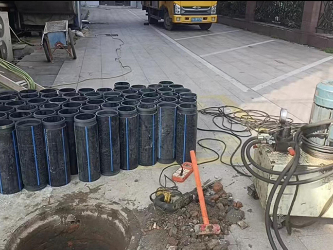 黔南PE置换管厂家 DN315置换管 非开挖管短管置换